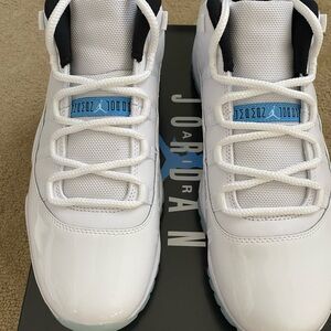 Jordan White and Blue Sneakers Classic Low-Top Design